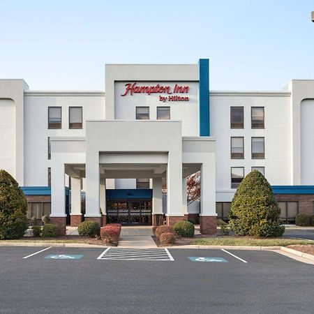 ハンプトン イン ウェーンズボロ Fishersville エクステリア 写真